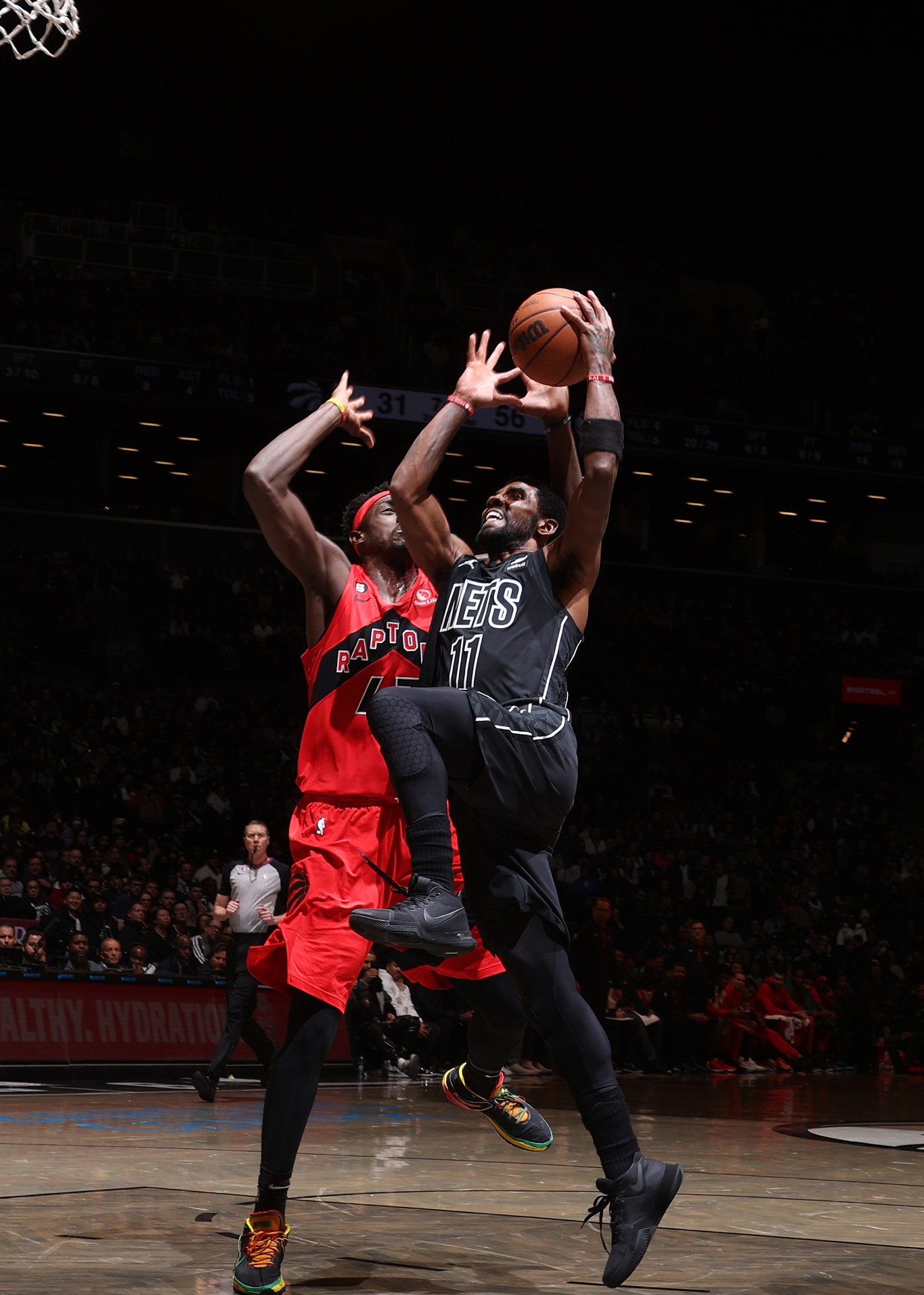 包含欧冠倒计时，布鲁克林篮网加时末段回应争议，细节引发关注，球迷炸锅，医务组通报恢复的词条